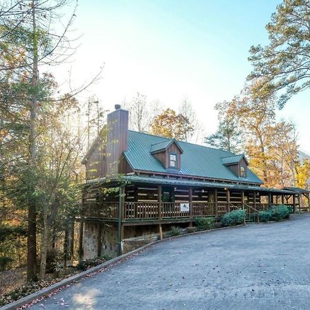 Laughing Bear Villa Pigeon Forge Bagian luar foto